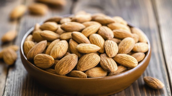 Harga Kacang Almond 500 gram